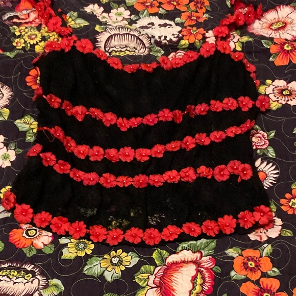 Y2K 3D red flower whimsical tank - Picture 4 of 5